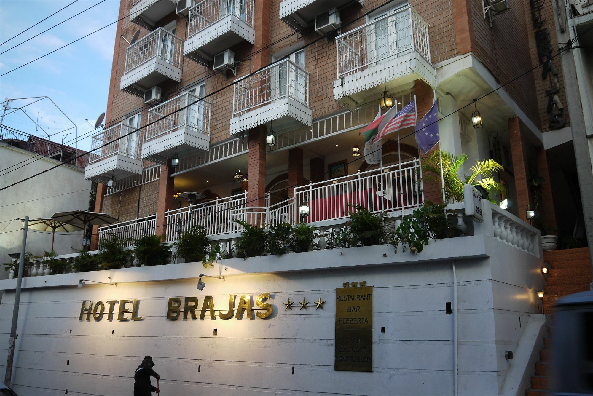Hotel Brajas Antananarivo Exterior photo